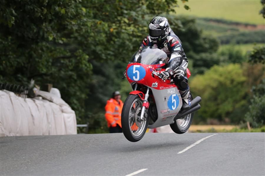 Lap record holder Lee Johnston returns for Sure Junior Classic TT Race