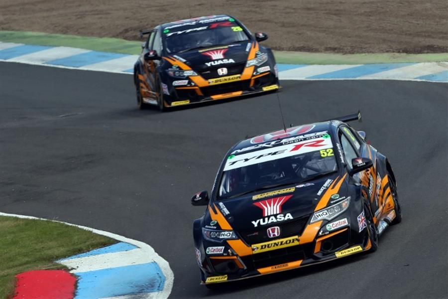 Halfords Yuasa Racing's Gordon Shedden and Matt Neal ready to up the ante
