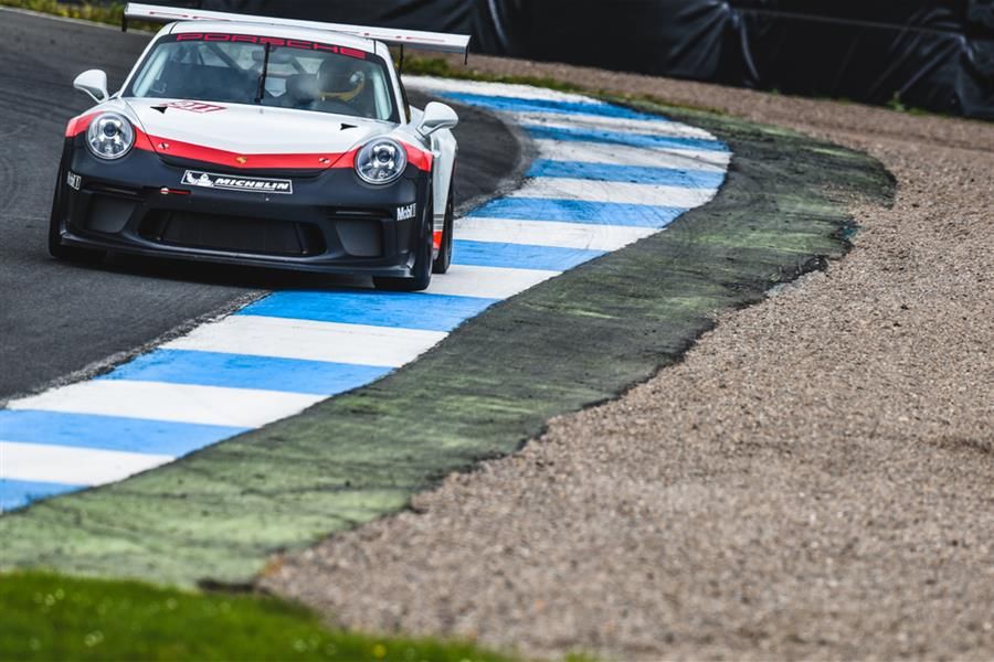 Porsche Carrera Cup GB 2018-2019 Junior programme open for applications