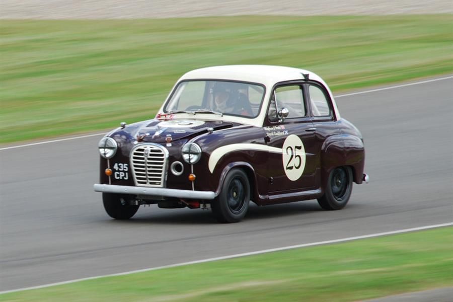 Cars driven by F1 team-mates Couthard and Hakkinen take the podium at COYS Fontwell Auction