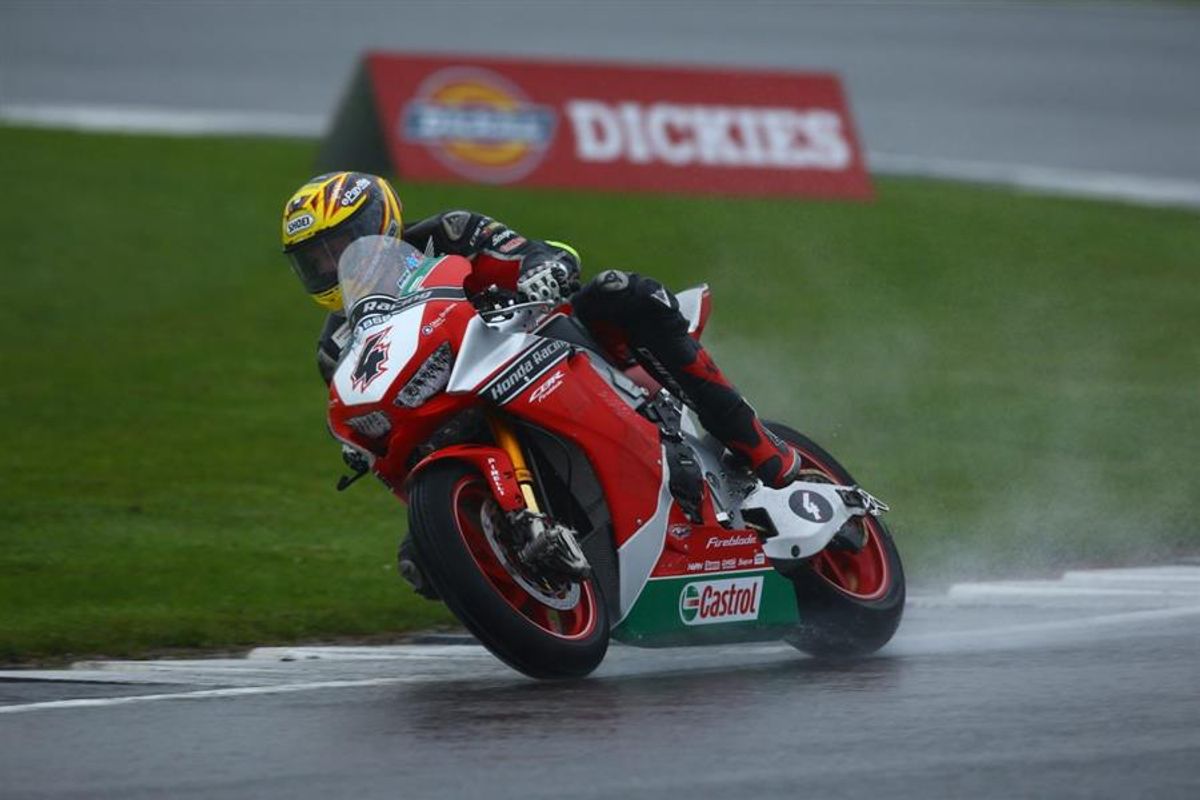 First pole, first win and first Showdown for the all new Fireblade