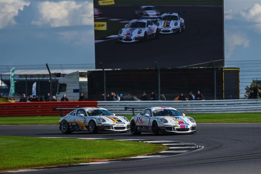 Heartbreak for Cammish, Zamparelli closes gap to Eastwood with double Porsche Carrera Cup GB wins