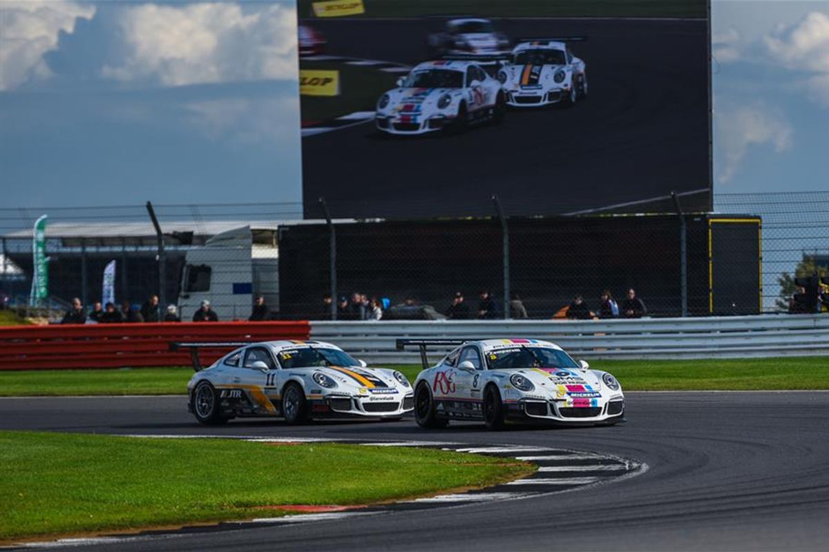 Heartbreak for Cammish, Zamparelli closes gap to Eastwood with double Porsche Carrera Cup GB wins