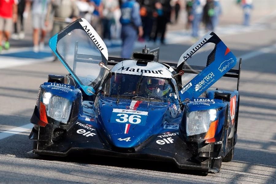 Menezes reignites WEC title defence with dominant victory on home turf