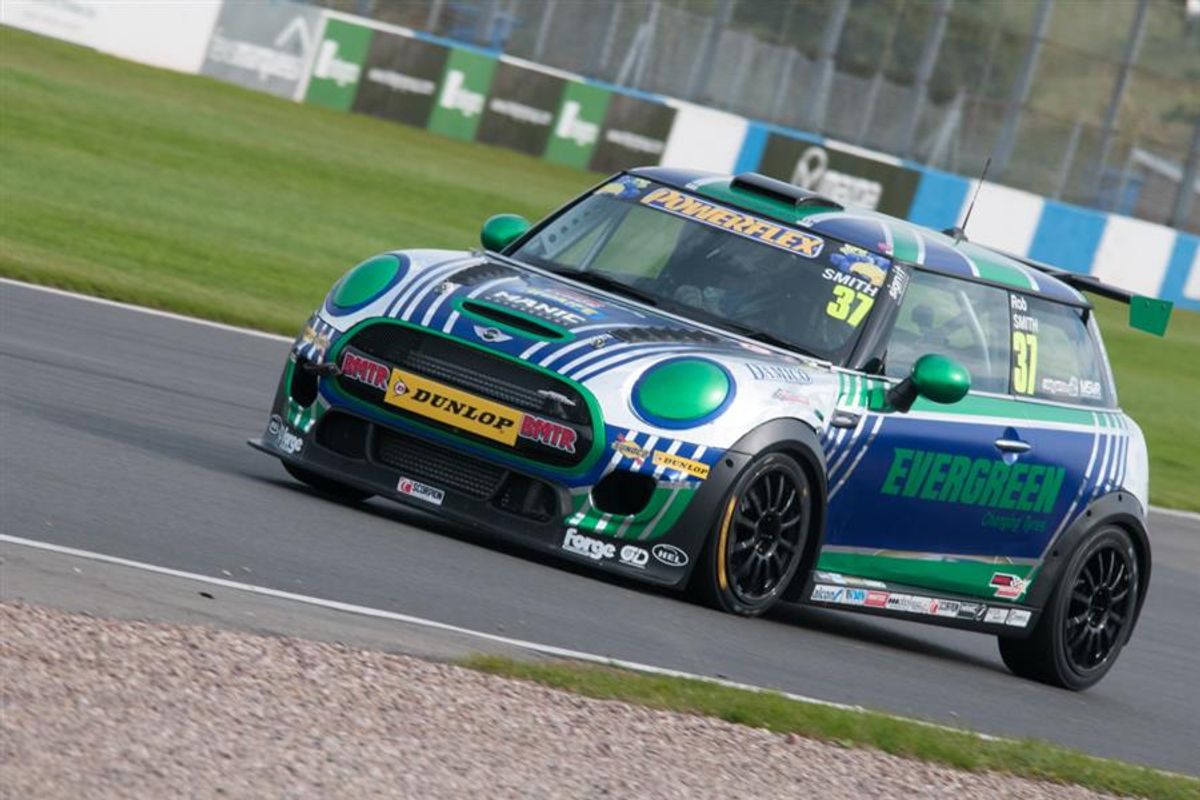 Rob Smith signs-off Mini Challenge season with a double podium
