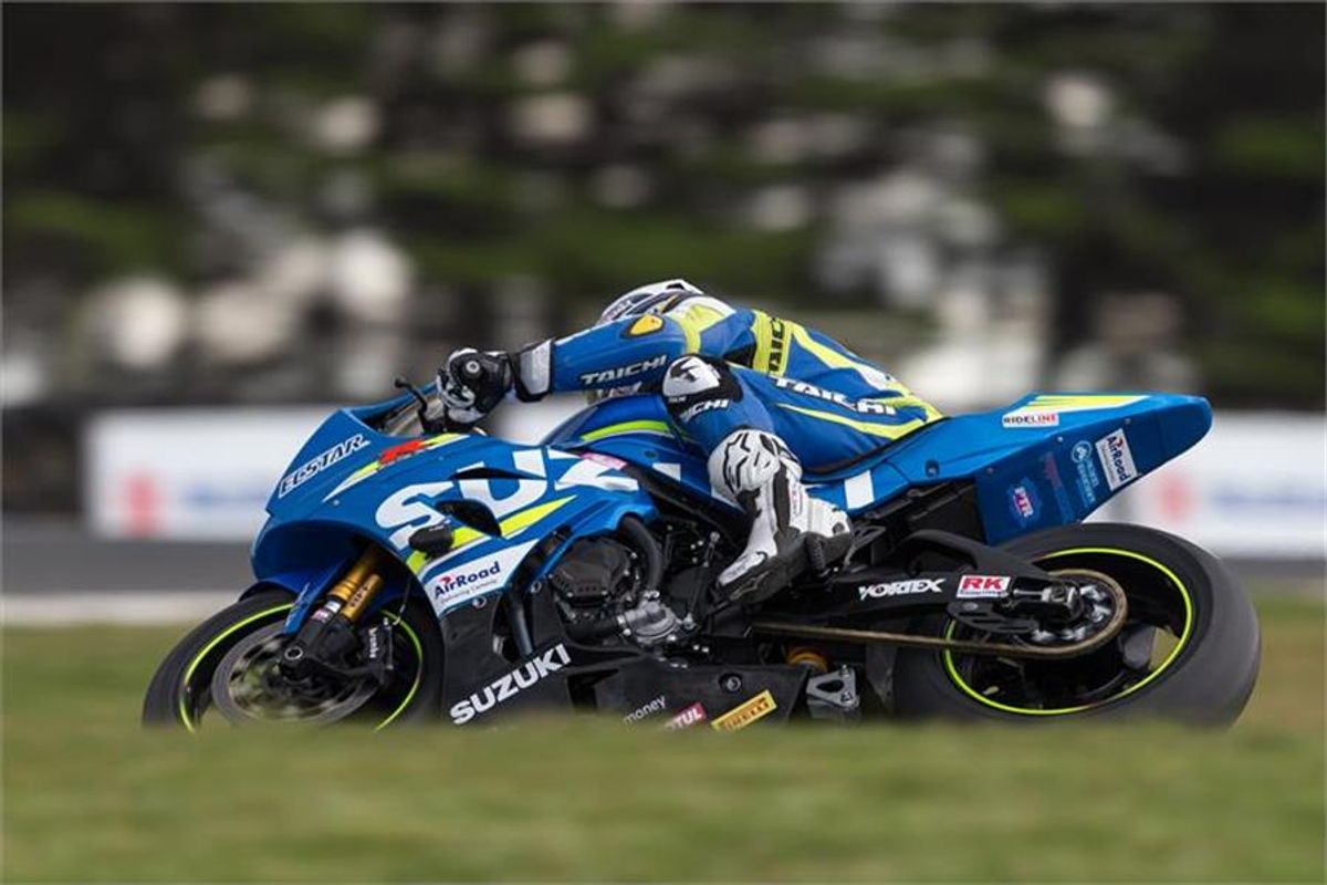 Josh Waters wins 2017 Australian Superbike Championship