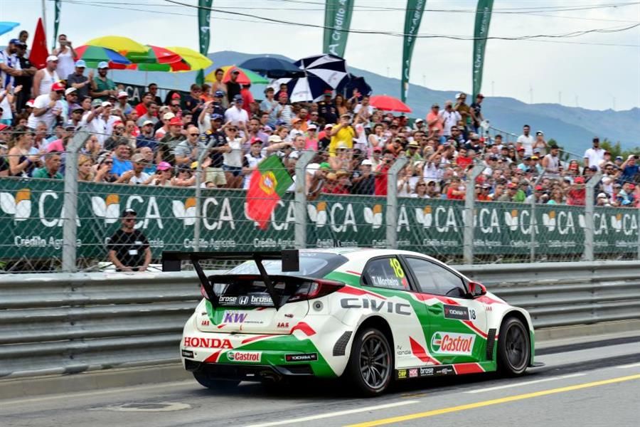 Huge outpouring of support for WTCC's Tiago Monteiro