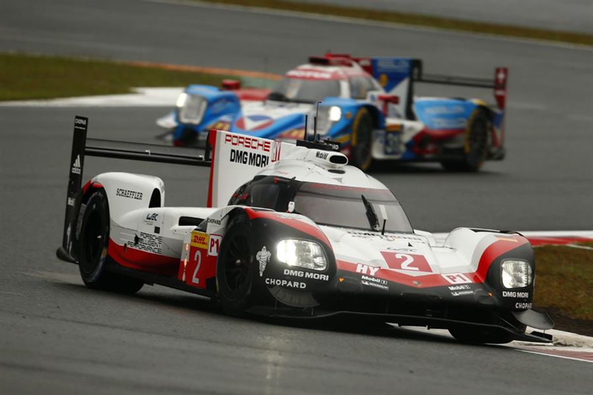 Porsche 919 Hybrids lock out front row in Fuji WEC