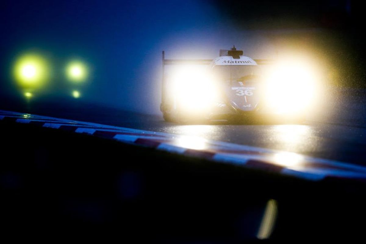 Menezes closes on championship lead as Alpine weathers the storm in Japan