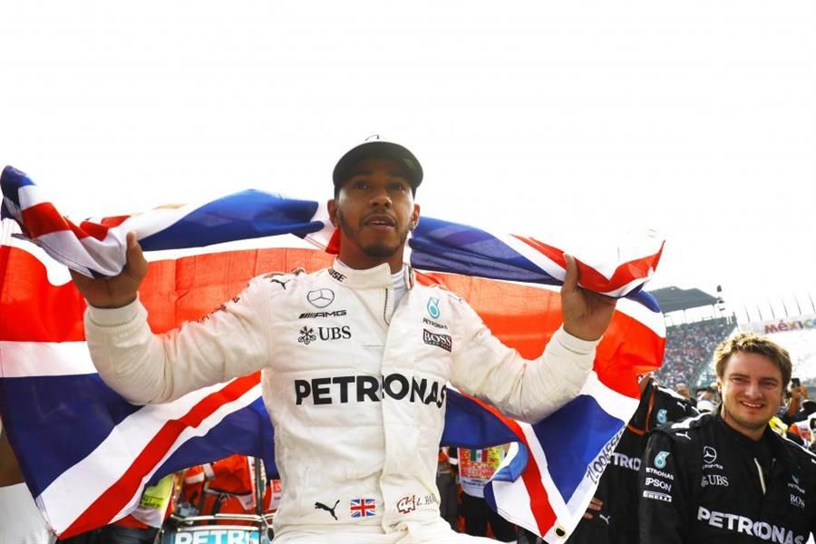 Hamilton claims 4th F1 title as Verstappen wins in Mexico