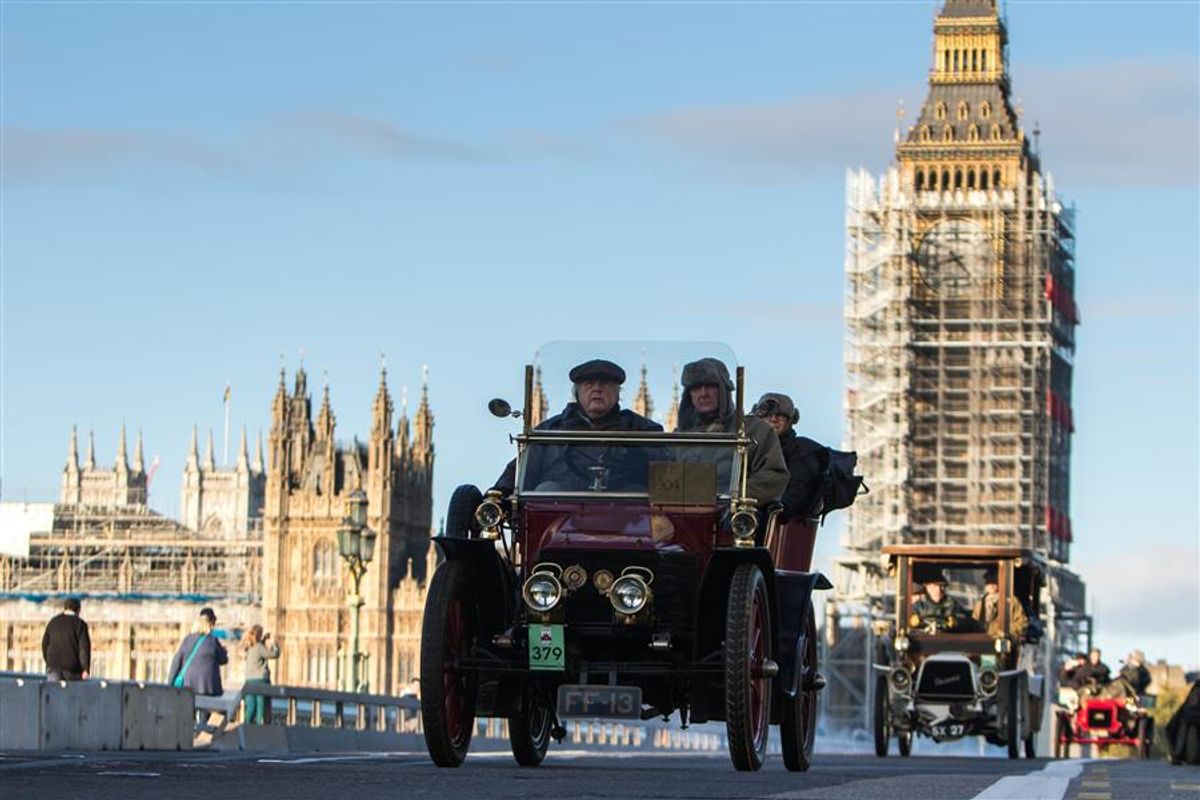Veterans complete another historic London to Brighton run