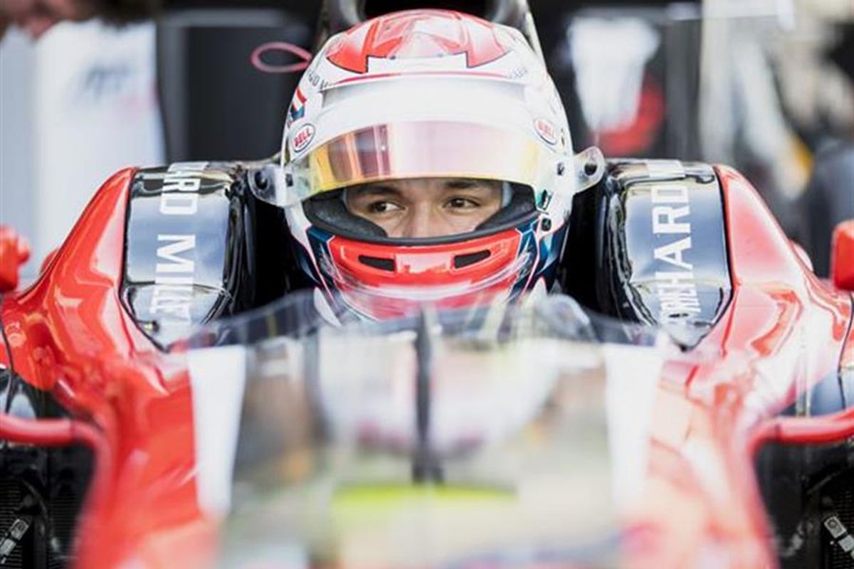 Albon leads the way in Abu Dhabi F2