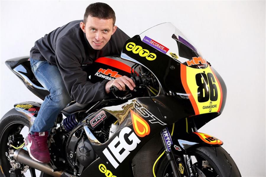 Ryan Farquhar confirms Derek McGee as first signing 