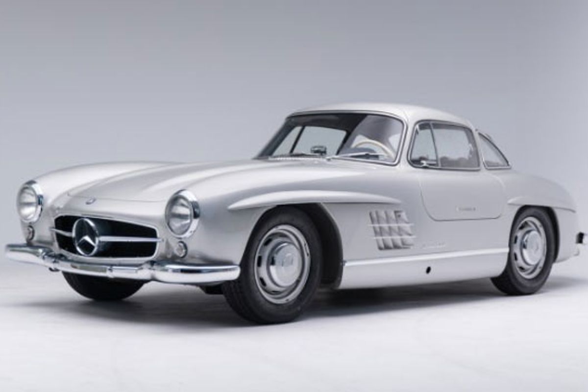 1956 Mercedes-Benz 300 SL Gullwing on offer at Gooding's Scottsdale Auction