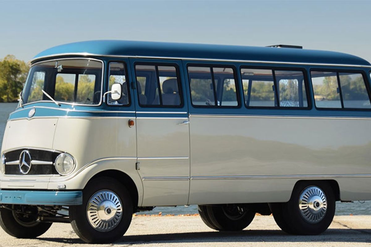 1959 Mercedes-Benz O 319 at RM Sotheby's Arizona auction