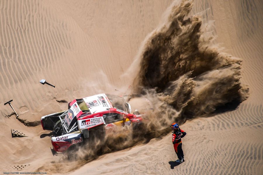 Peterhansel consolidates Dakar lead