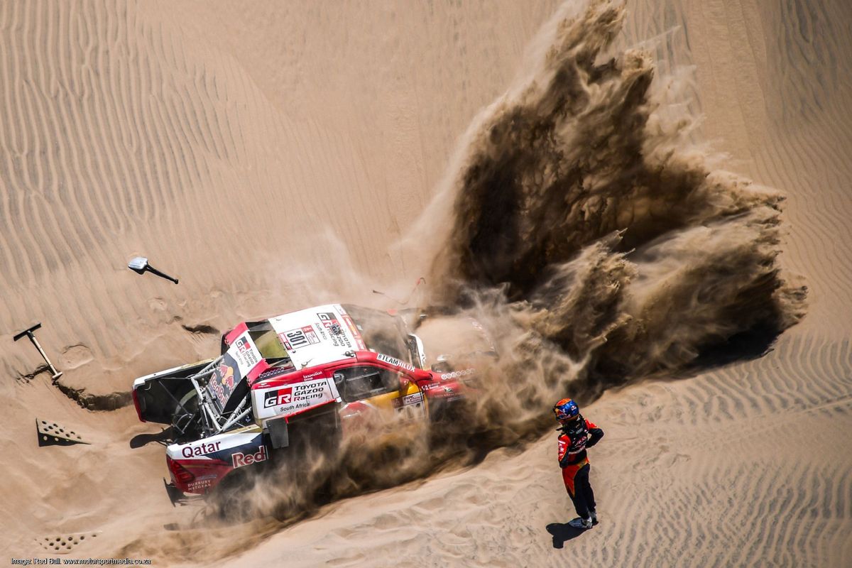 Peterhansel consolidates Dakar lead