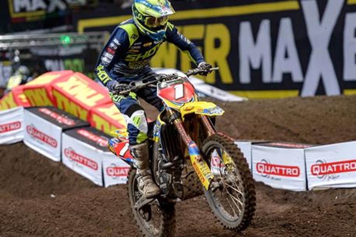 Double podium for Suzuki at Manchester Arenacross