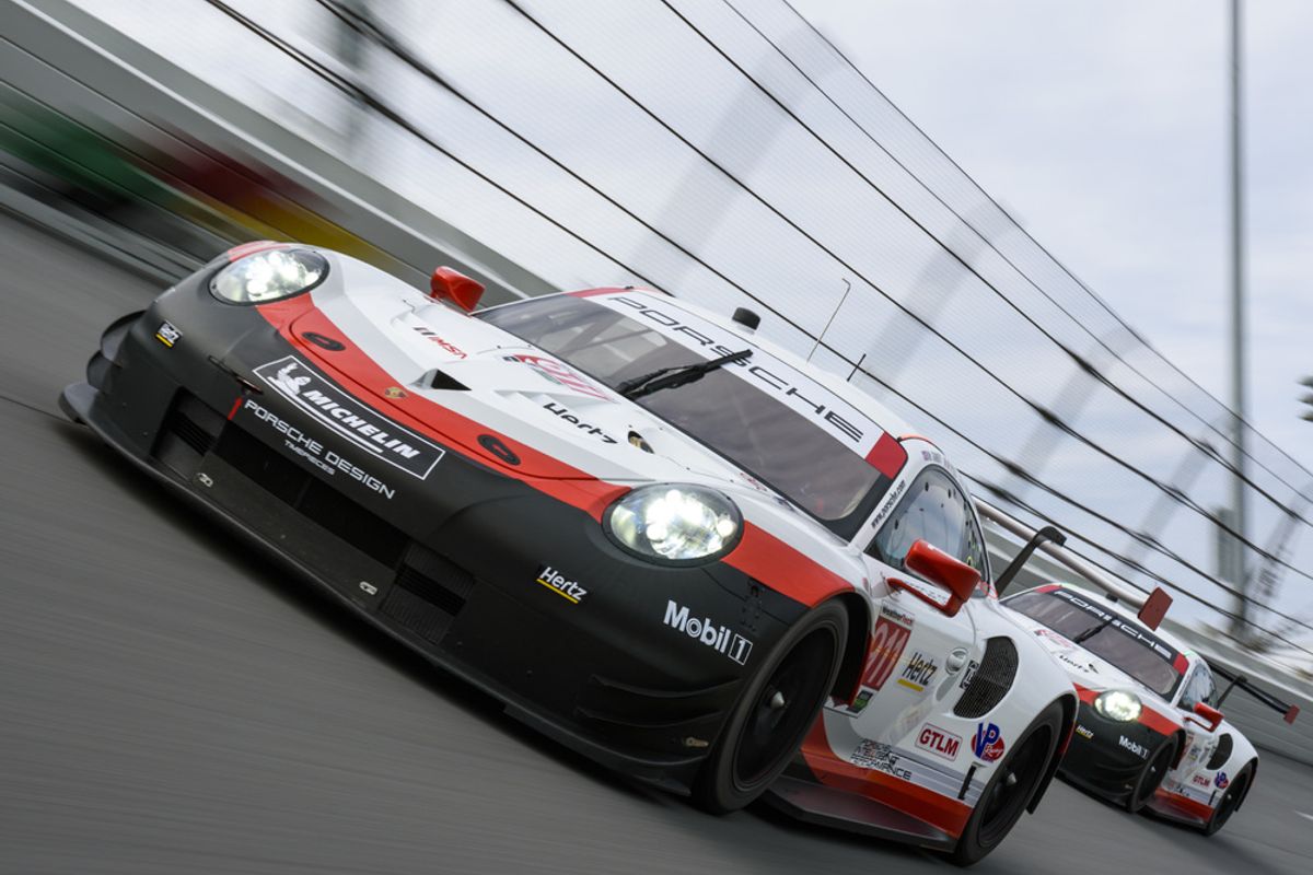 Strong Porsche contingent at anniversary 24 Hours of Daytona