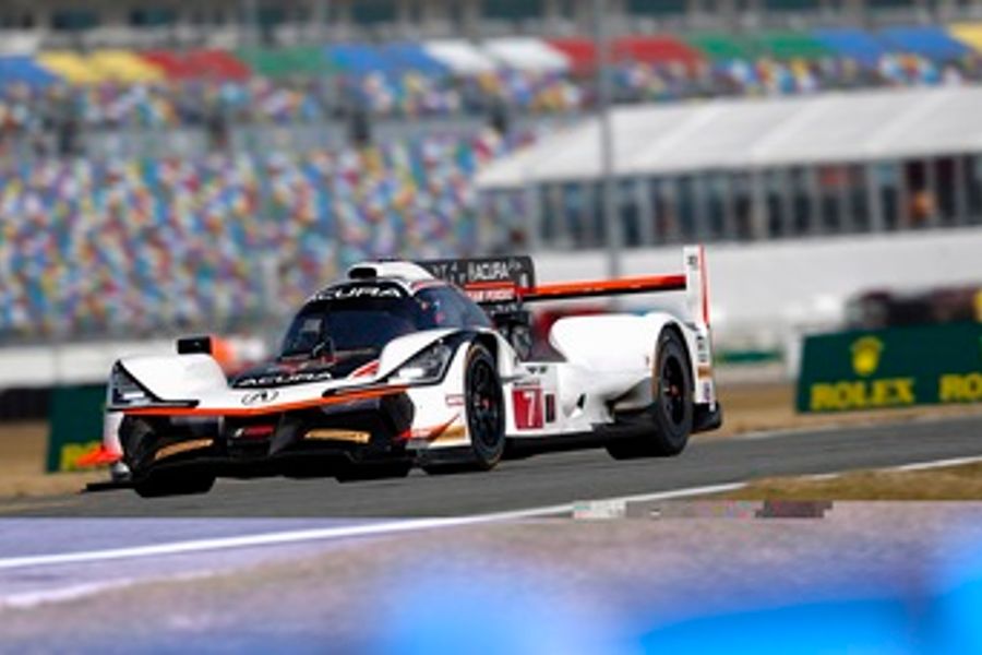 Team Penske Takes Lead At Halfway Mark Of Rolex 24 At Daytona