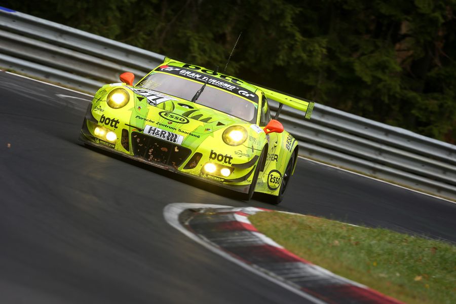 Porsche supports customer teams at Bathurst 12 Hour