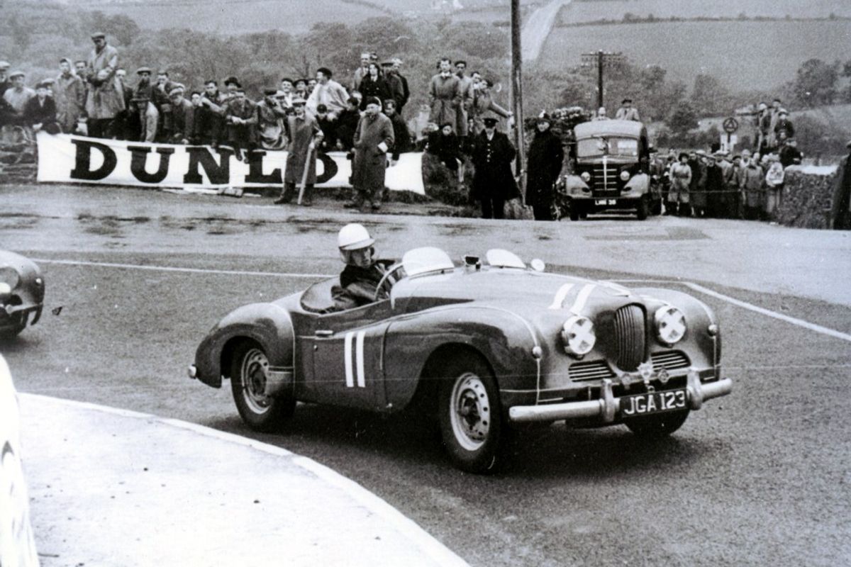 1950 Jupiter Jowett among latest entries to H&H Imperial War Museum Duxford Auction