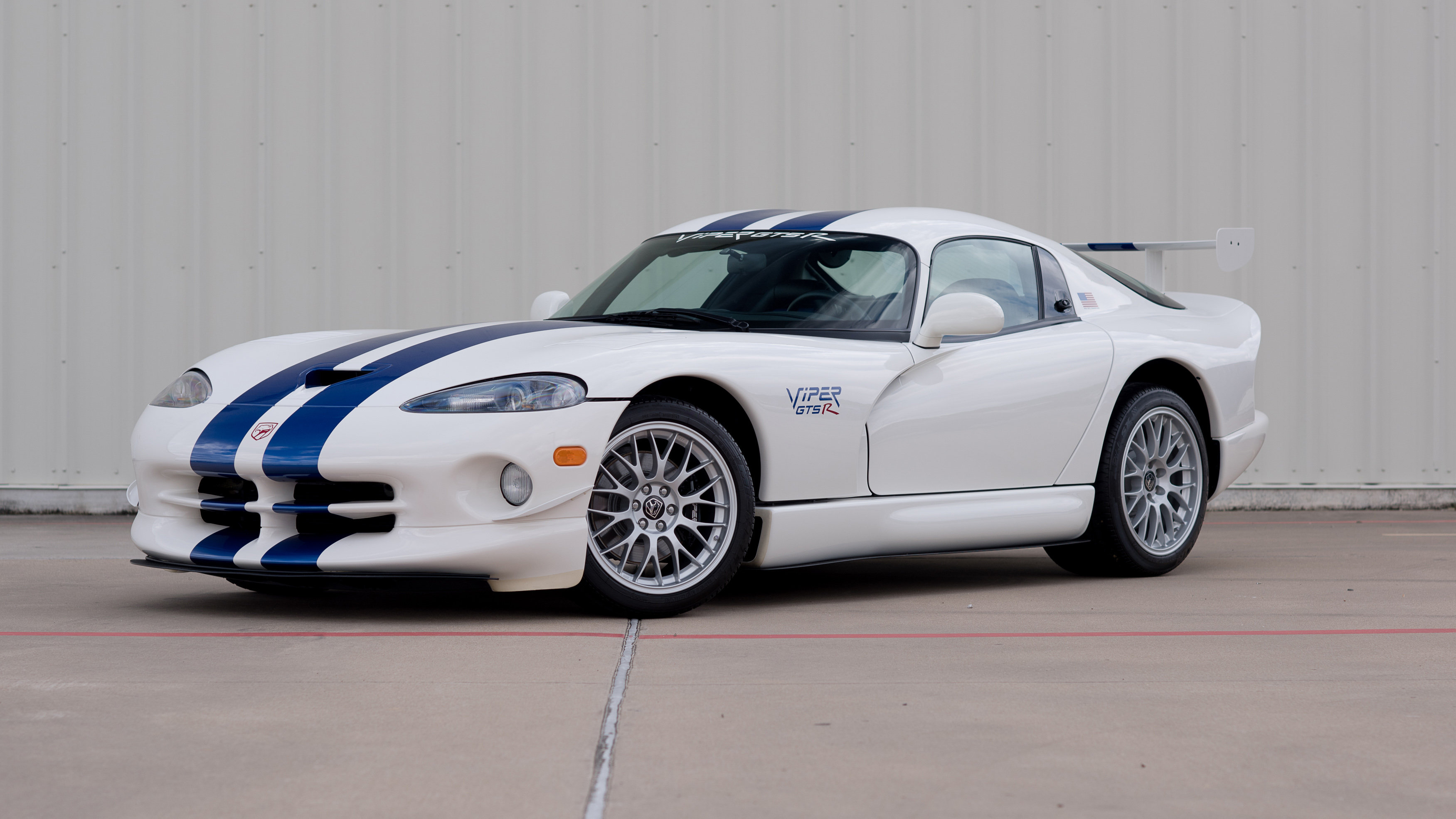 1998 Dodge Viper Gts R Features In An Investment Grade Viper Collection At Mecum Houston Market And Auction News Creative Digital Solutions Racecar