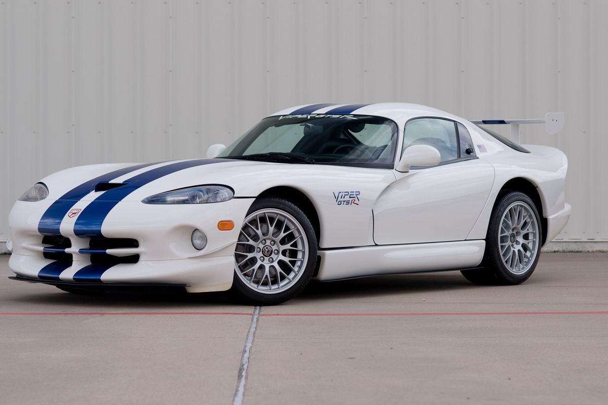 1998 Dodge Viper Gts-R features in an investment-grade Viper Collection at Mecum Houston