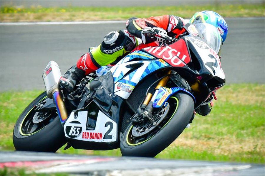 Sloan Frost and the Suzuki GSX-R1000 win NZ SBK Championship