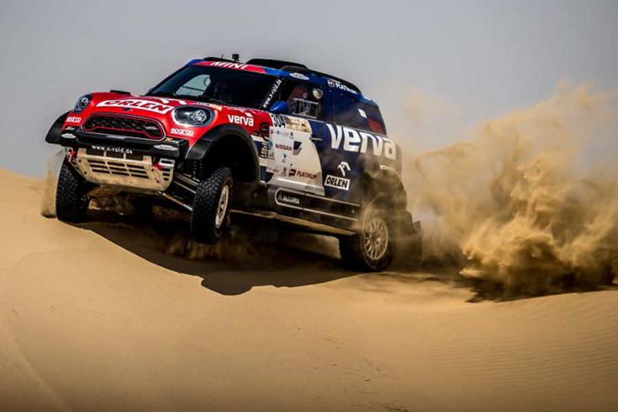 MINI to contest Abu Dhabi Desert Challenge 2018 with six international crews