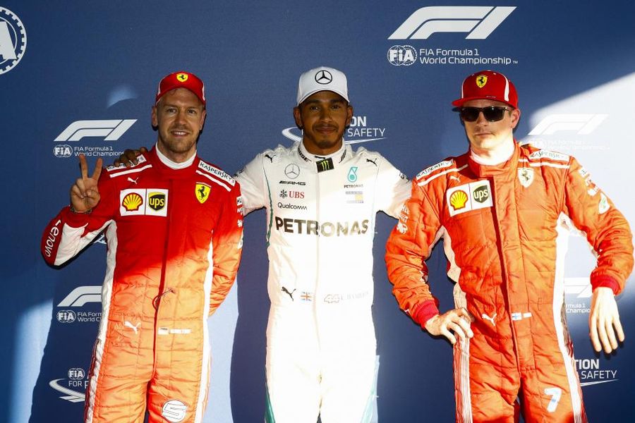 Hamilton pips Kimi to Australian pole, Bottas crashes out