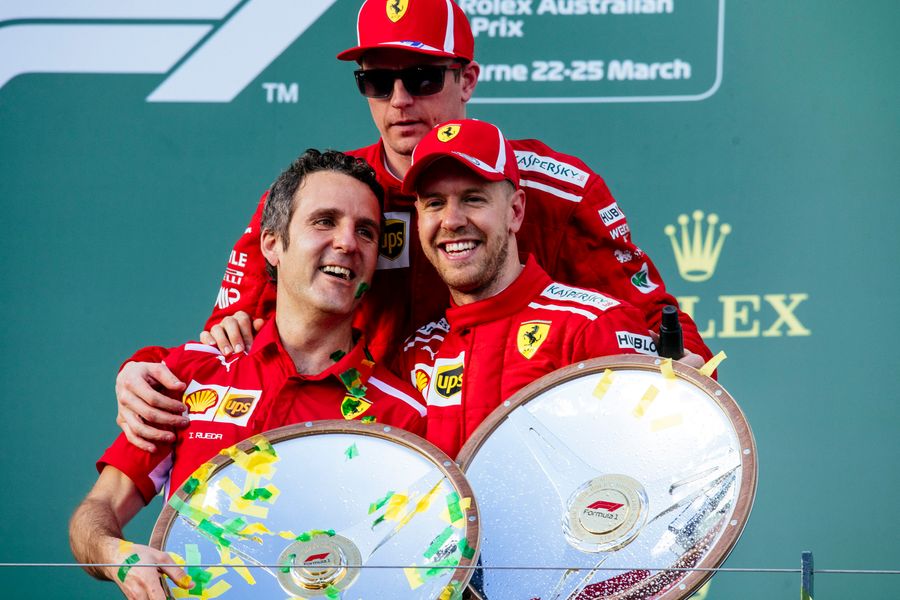 Vettel wins Australian GP, podium for Kimi