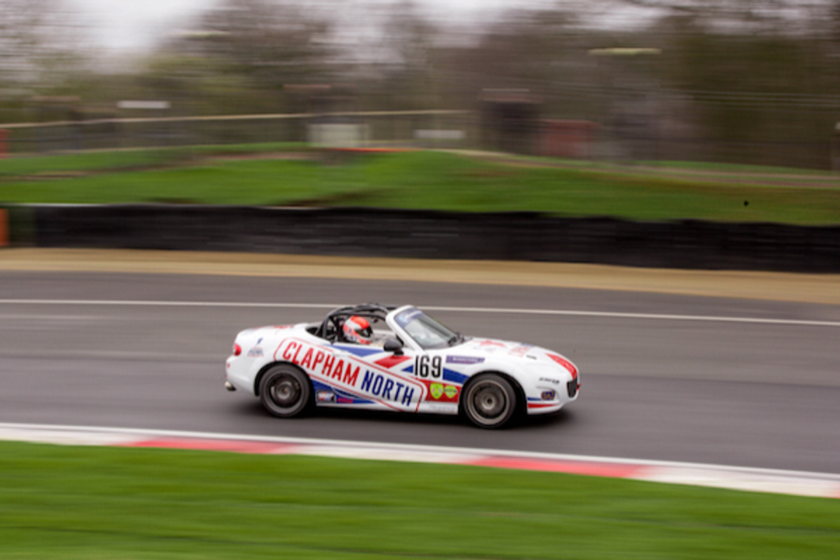 Grant starts season with double BRSCC Mazda MX5 Super Series podium at Brands Hatch