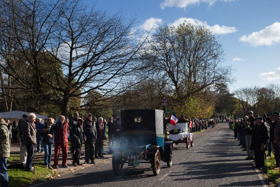 On the road to Brighton: London To Brighton Veteran Car Run