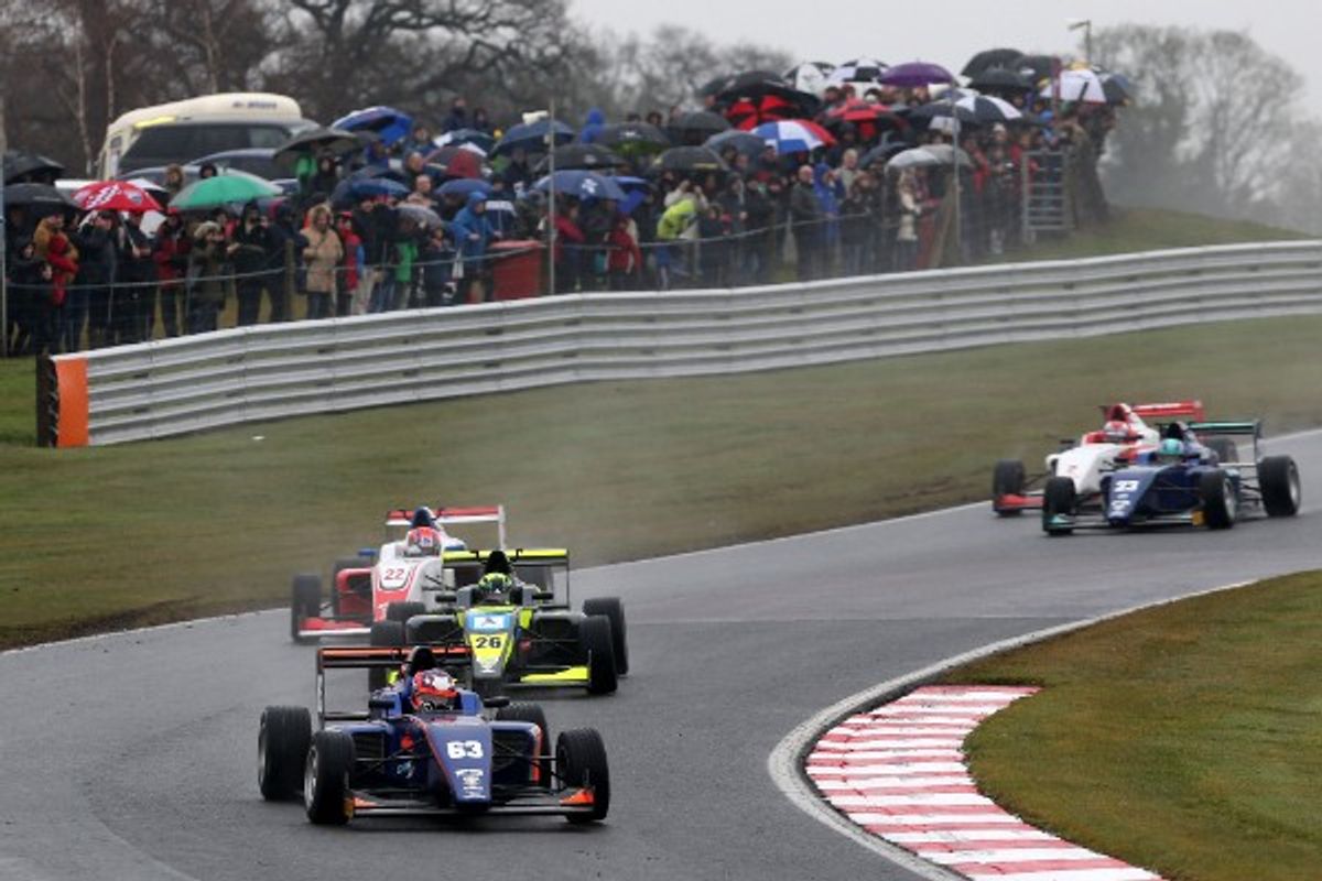 Kjaergaard seizes F3 championship lead after maiden victory