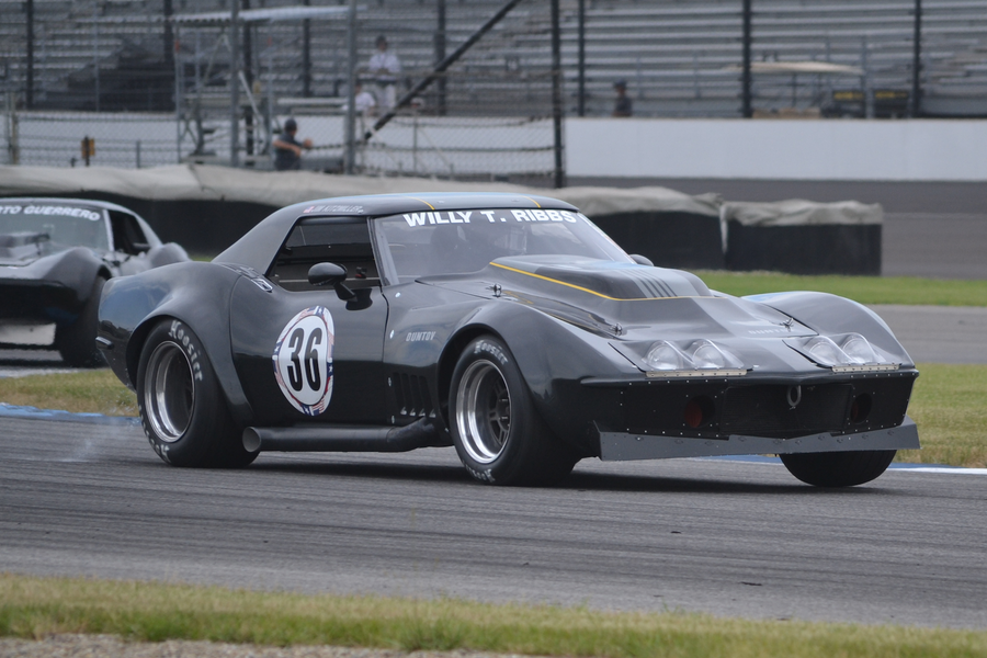 Al Unser Jr. and Willy T. Ribbs form vintage racing business