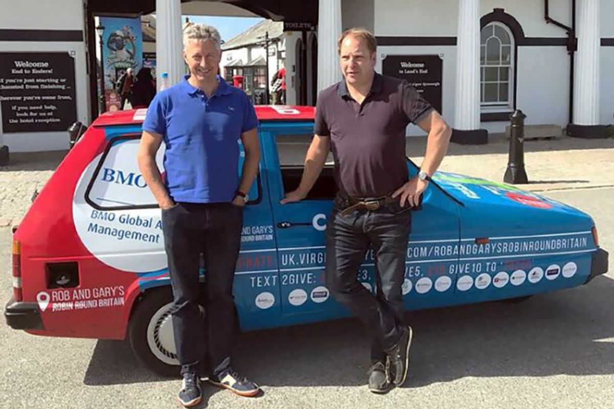 1998 Robin Reliant LX to be sold on behalf of Cancer Research at Buxton Auction