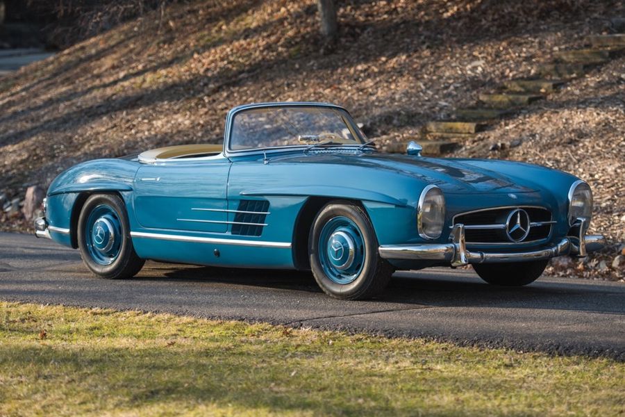 Mercedes-Benz 300 SL Roadster and Gullwing top RM Auctions $19.1m Fort Lauderdale sale