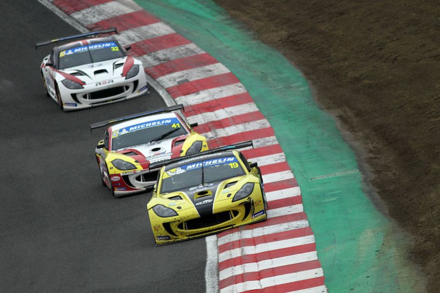Double podium for Harry King on Ginetta Supercup debut