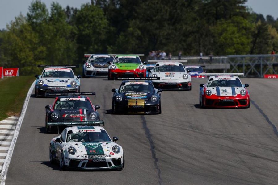 De Angelis Scores Maiden Porsche GT3 Cup Challenge Platinum Cup Race Win