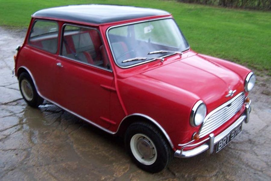 1964 Morris Mini Cooper S achieves nearly £43,000 at Barons, results