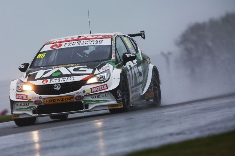 Cook claims dramatic pole position at Donington BTCC