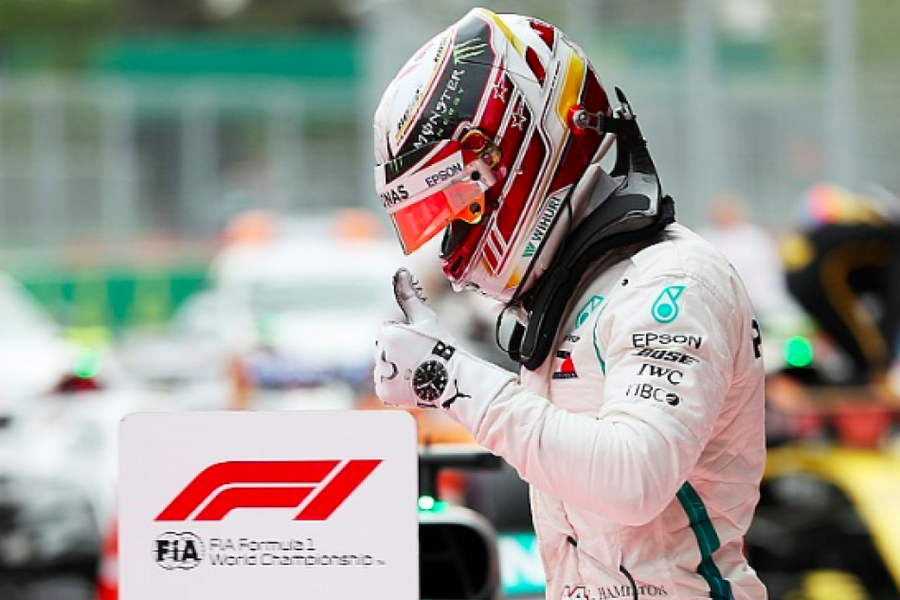 Hamilton wins Azerbaijan GP, Kimi second as Red Bulls collide