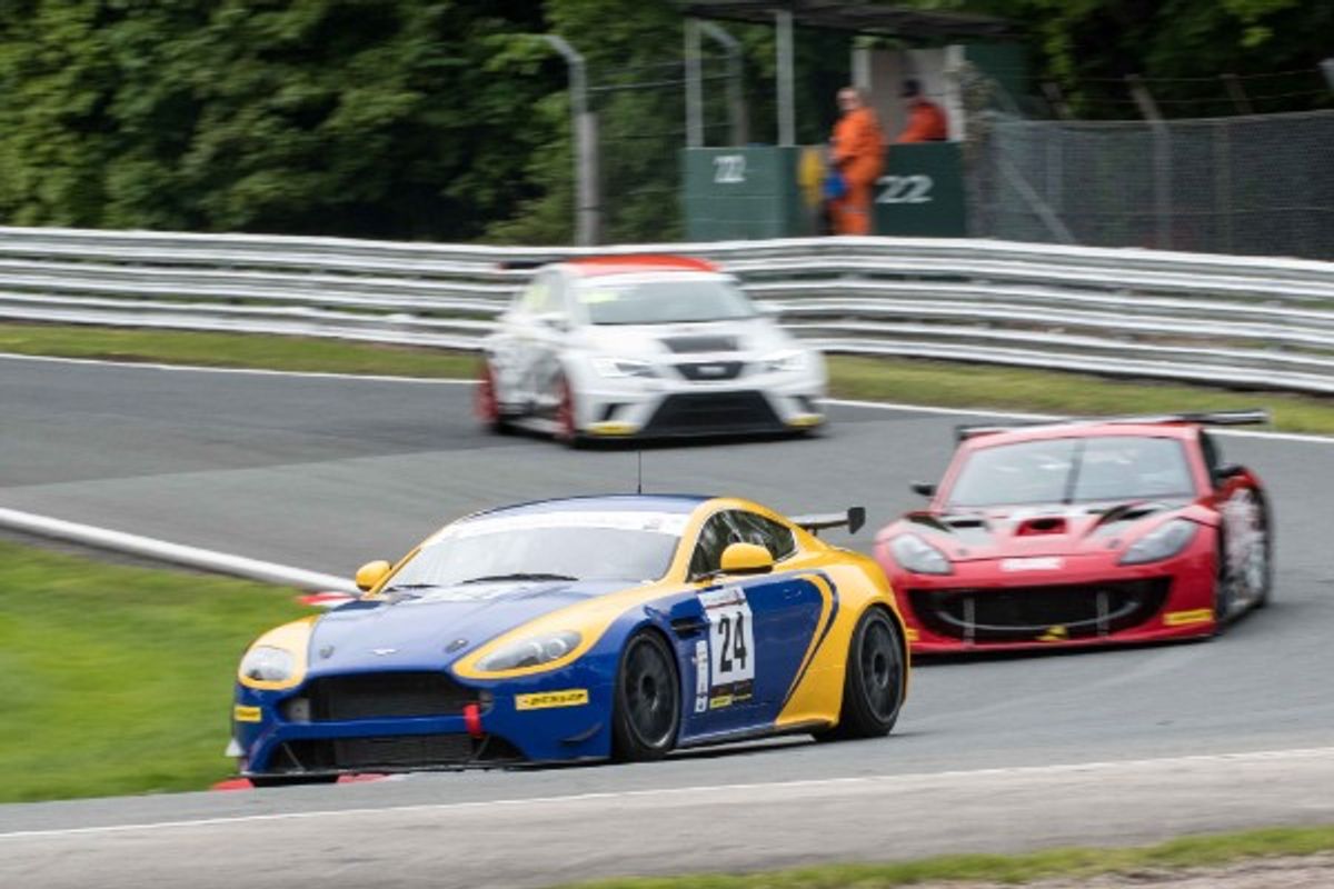 Bumper Historic Grids at Oulton Park for AMOC Racing Season Opener