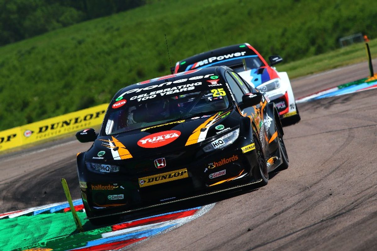 Halfords Yuasa Racing's Neal and Cammish target more silverware at Oulton BTCC