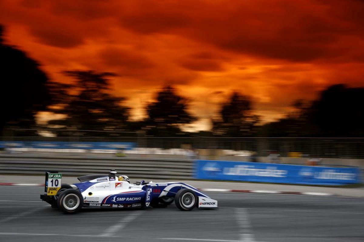 F3 rookies Robert Shvartzman and Marcus Armstrong on pole at the Norisring