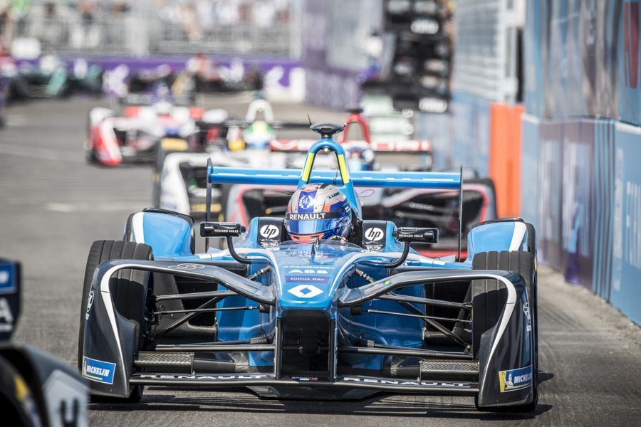 Renault e.dams and Sébastien Buemi back on Formula E podium