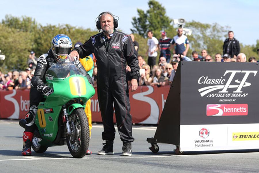 Returning John McGuinness heads impressive line up for Bennetts Senior Classic TT 