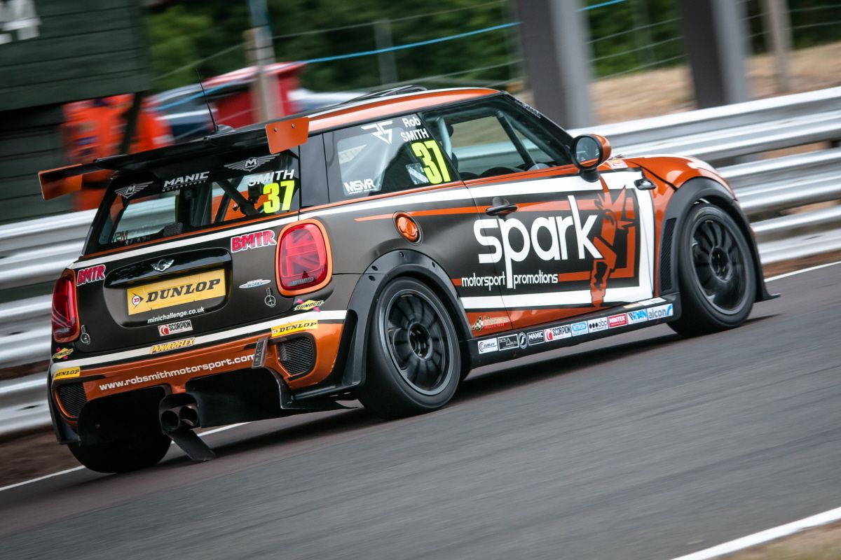 MINI Challenge Racer Smith Takes Second Consecutive Victory