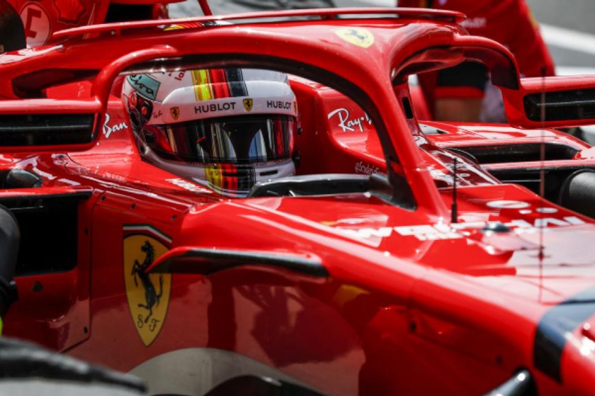 Vettel tops Hungarian FP2